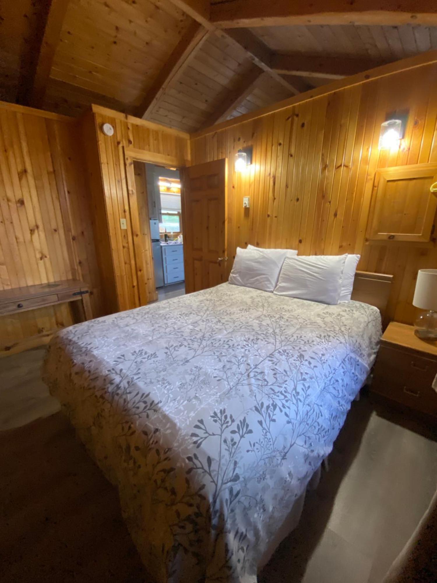 Adventures East Cottages And Campground Baddeck Inlet Exteriér fotografie